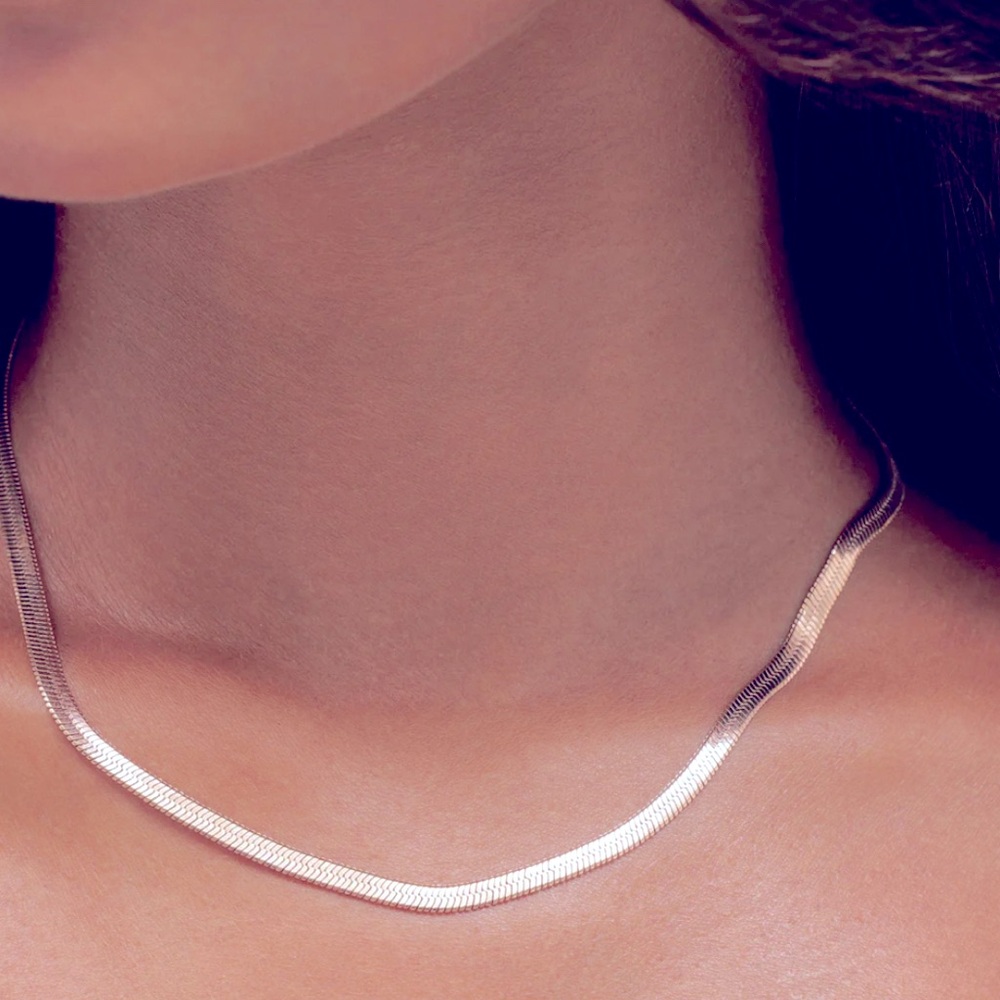 Atolea Silver Kauai Herringbone Choker